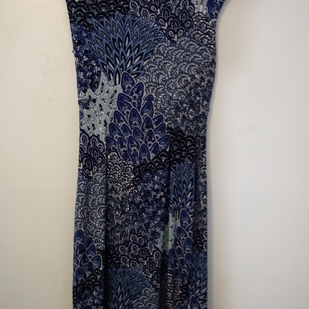 Connected Apparel Dress - Picture 9 of 10